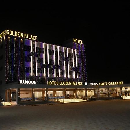 Hotel Golden Palace & Rooms Hālol Exteriér fotografie